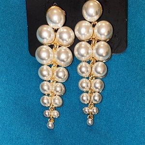 Pearl earrings